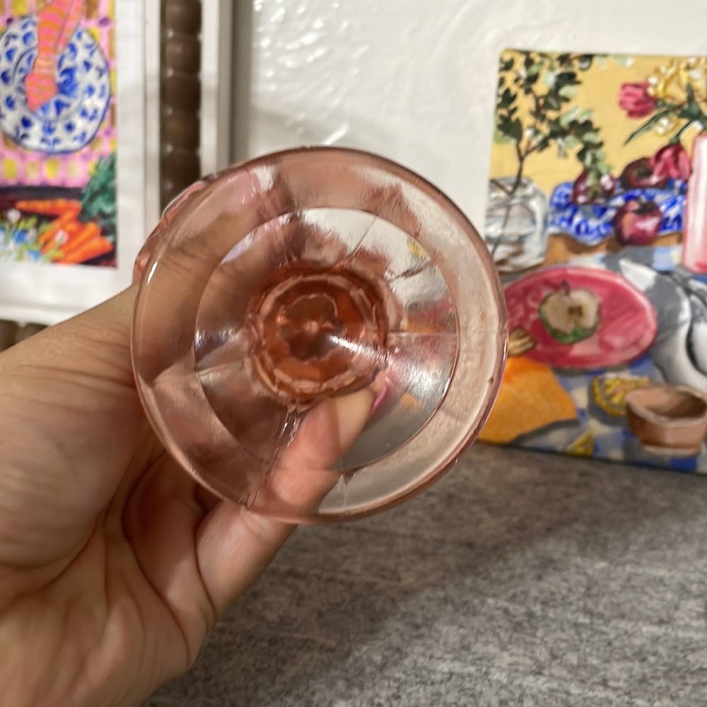Pair of Pink Goblets Leaf Bottoms - Picture 3 of 4
